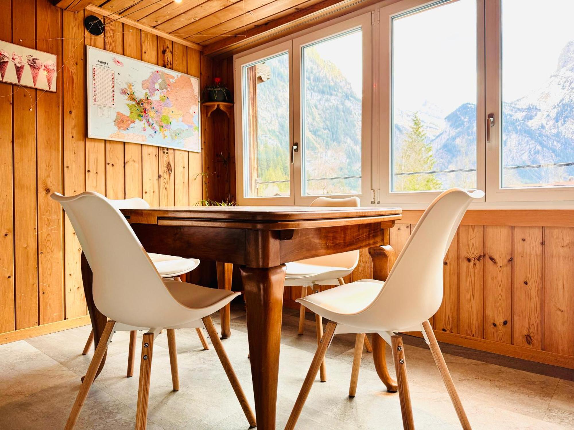Cozy Apartment In Vintage House In Kandersteg Esterno foto