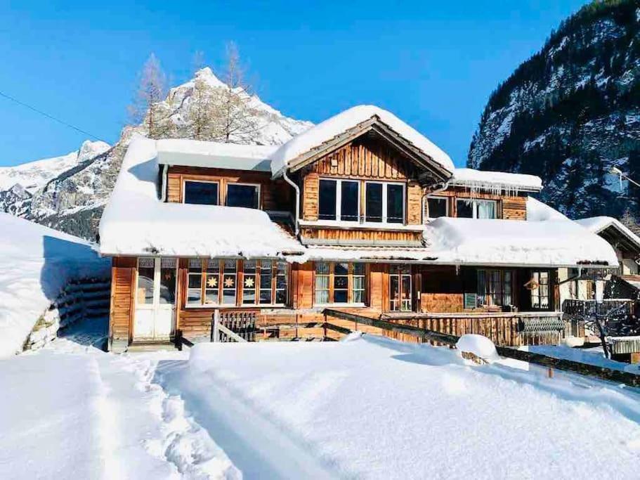 Cozy Apartment In Vintage House In Kandersteg Esterno foto