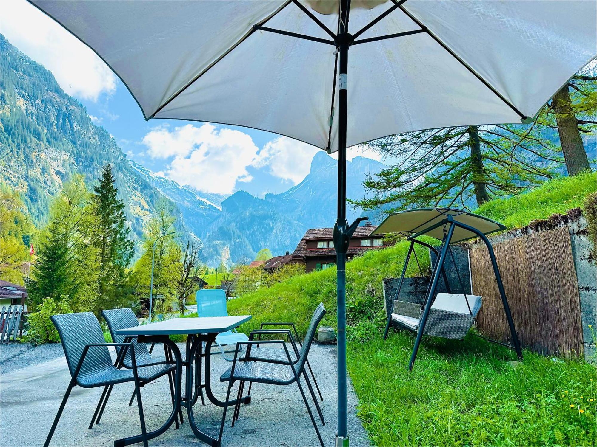 Cozy Apartment In Vintage House In Kandersteg Esterno foto