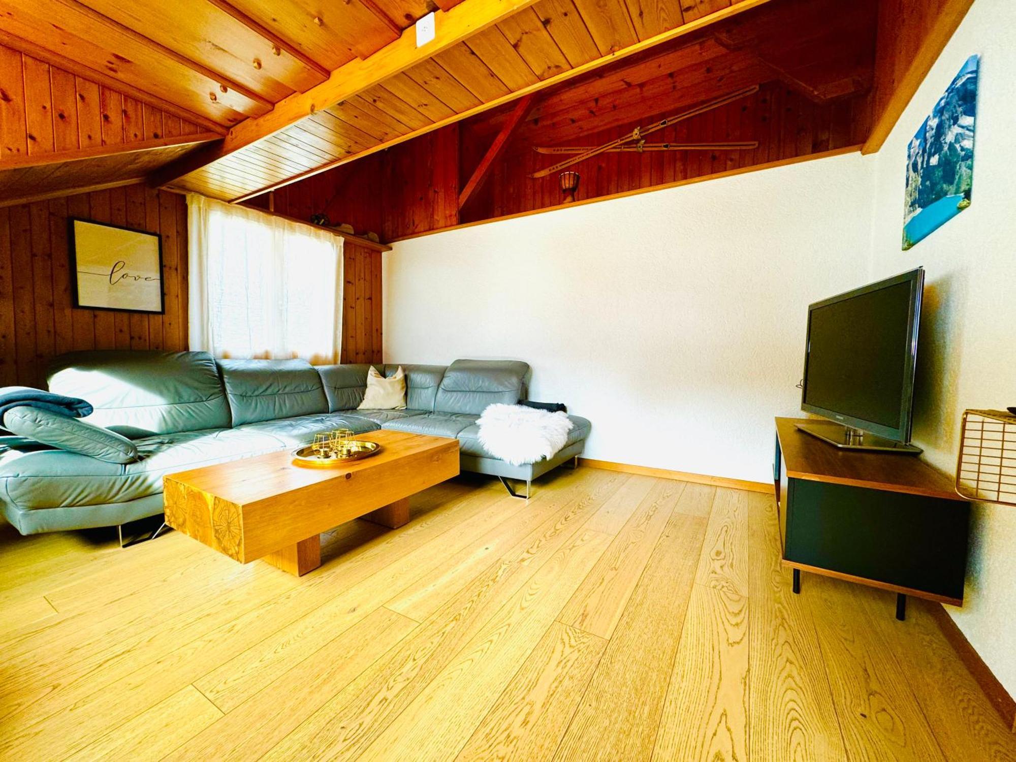 Cozy Apartment In Vintage House In Kandersteg Esterno foto